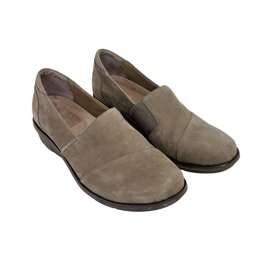Dansko tan suede Julia loafers